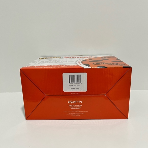 Snuggie Cheetos Super Soft Fleece Blanket With Sleeves - Picture 5 of 5